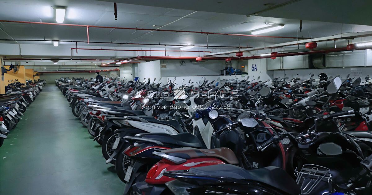 hầm xe tòa nhà etown building