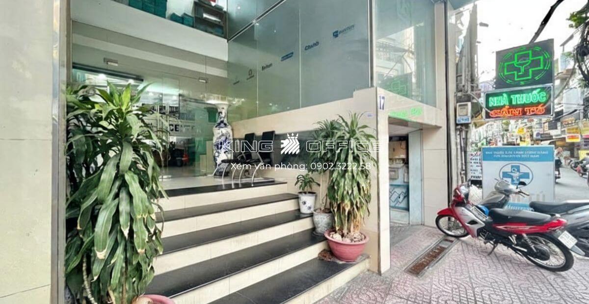 Lối vào tòa nhà Ereka Center Building - 17 Hồ Bá Kiện, Phường 15, Quận 10