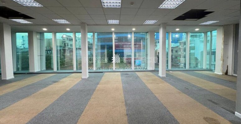 Sàn trống tòa nhà Long Hải Building - 108-110 Nguyễn Văn Trỗi, Phường 8, Quận Phú Nhuận