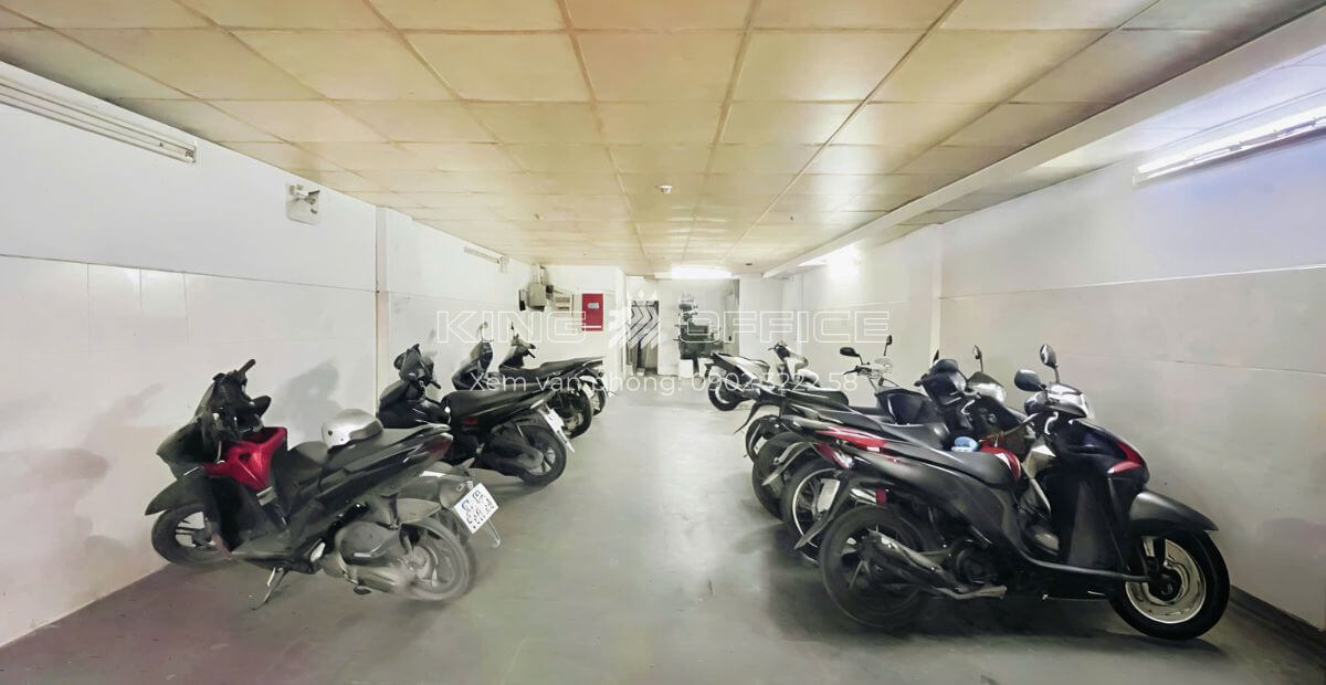 Tòa nhà 25 Office Đào Duy Anh hầm xe