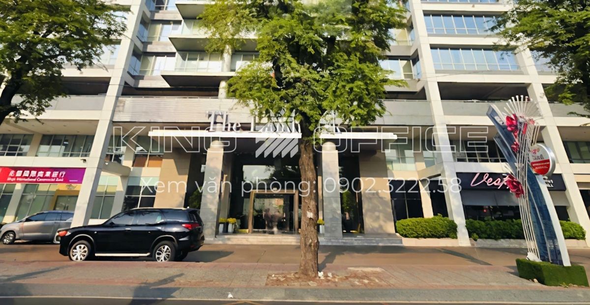 Mặt trước Landmark Building