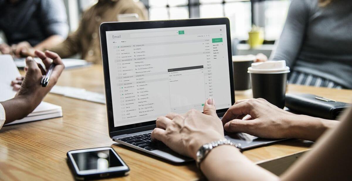 Các trung tâm học vi tính văn phòng online uy tín và lợi ích khi học tại trung tâm