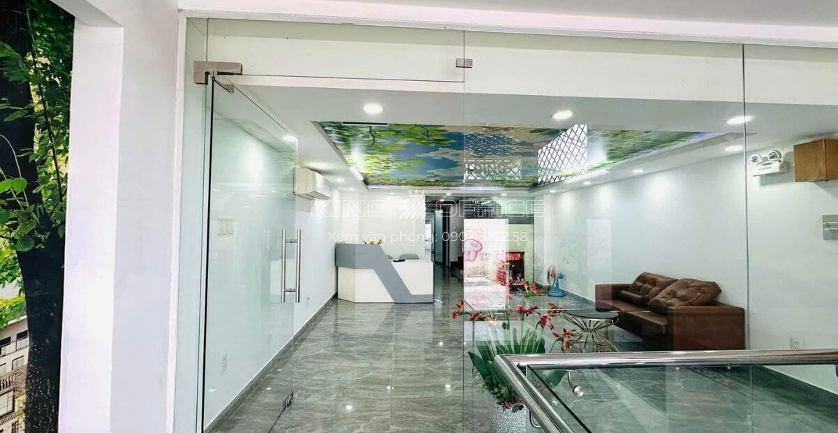 Bàn lễ tân tòa nhà Phi Cường Building - Đào Duy Anh, Phường 9, Quận Phú Nhuận