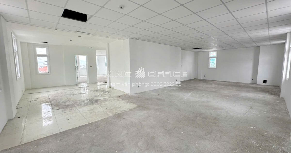 không gian tòa nhà rise building rộng rãi