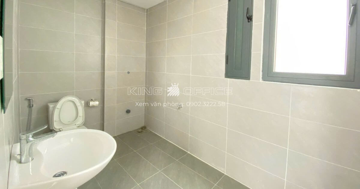 Nhà vệ sinh K Office 5 Quận 10