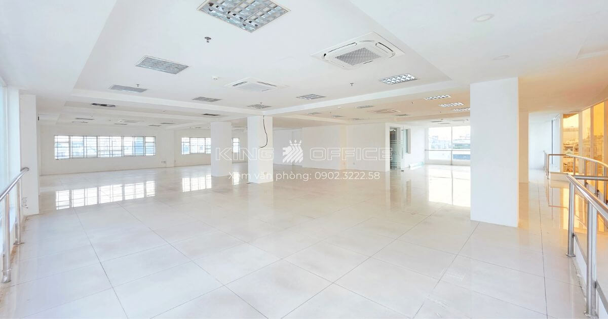 Sabay Lê Trung Nghĩa rộng rãi