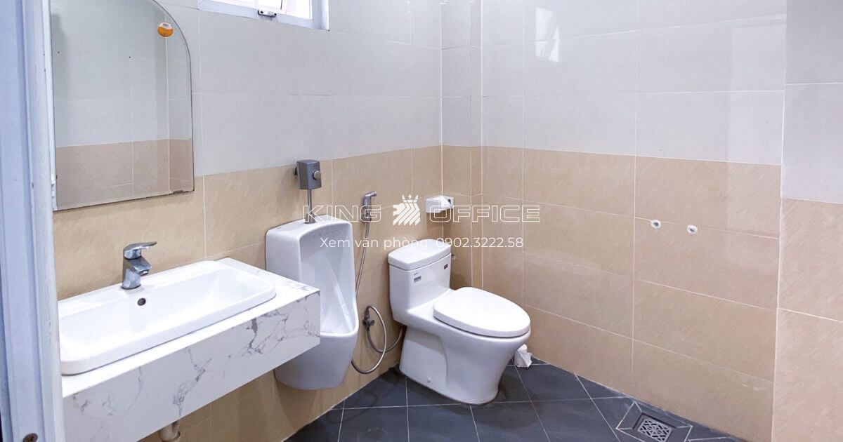 Nhà vệ sinh Building 440 Võ Văn Kiệt Quận 1